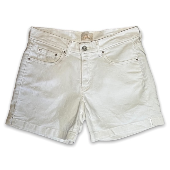 Levi's Pants - Levi’s Mid Length Women’s Jean Shorts - White - Size 6